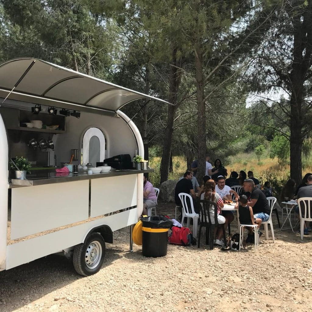 דוכני מזון ליום העצמאות