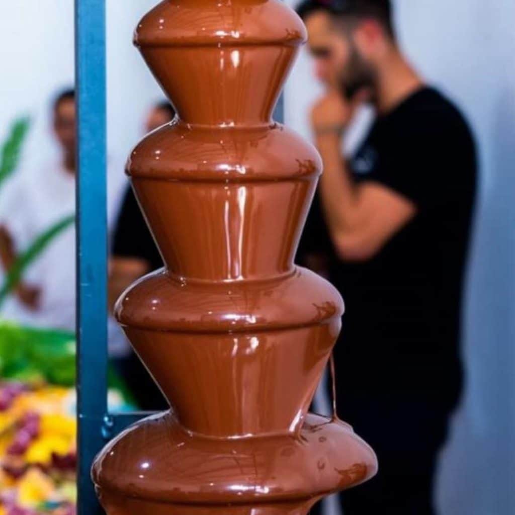 מזרקת שוקולד להשכרה